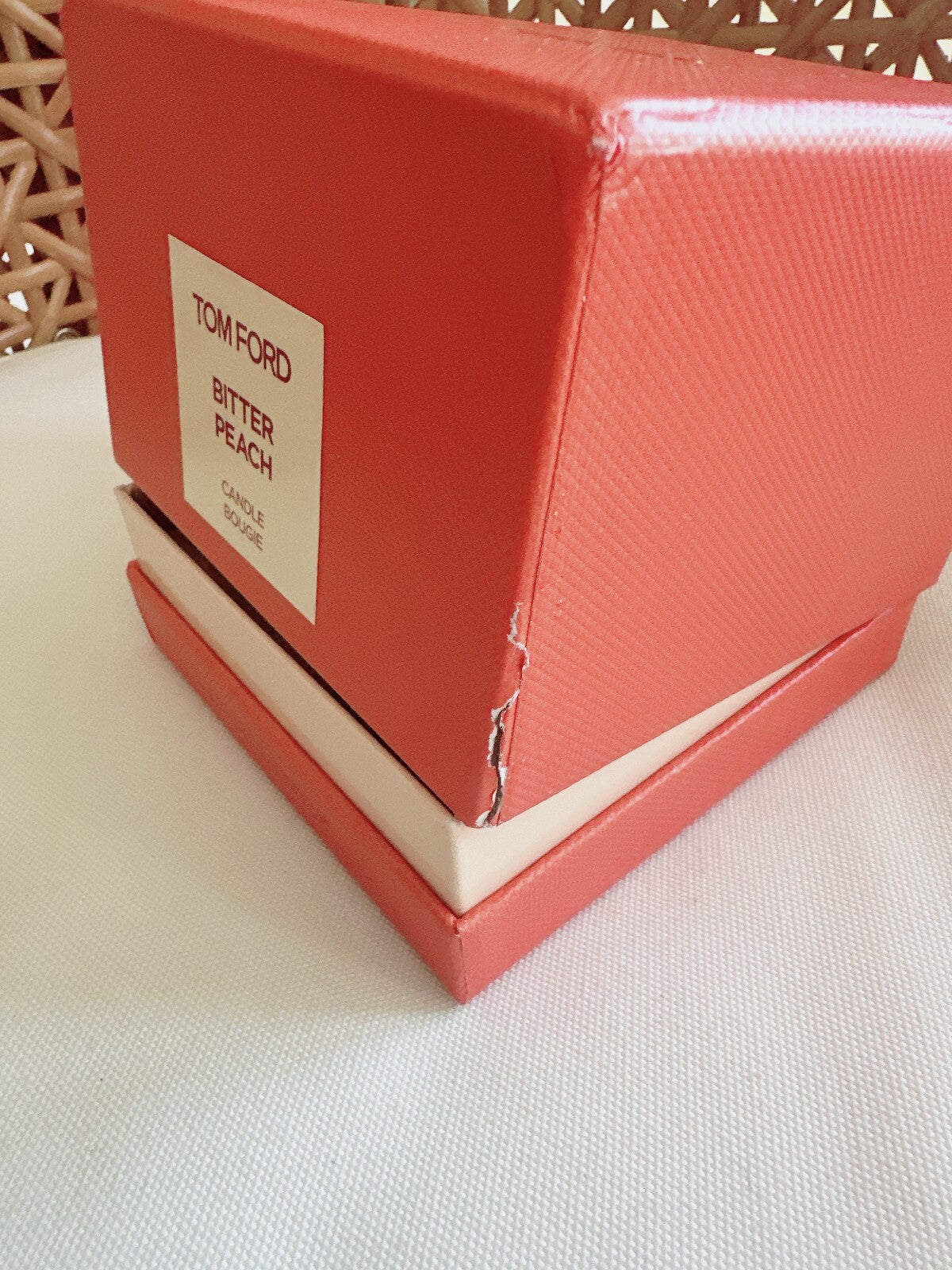 Tom Ford Bitter Peach Candle 200g – Luxury Home Fragrance (Imperfect, Brand New)