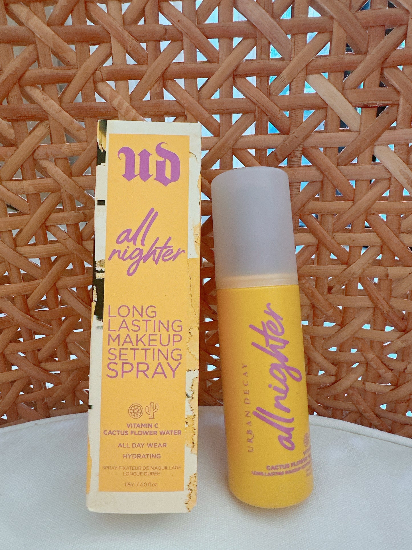 Urban Decay All Nighter Vit-C Setting Spray 118 ml – Long-Lasting Makeup Fixer